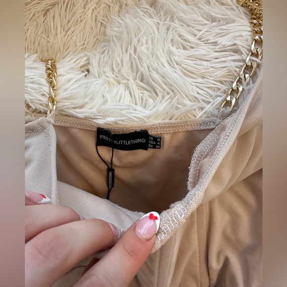 BNWT never worn pretty little thing dress UK 8 - Picture 2 of 6